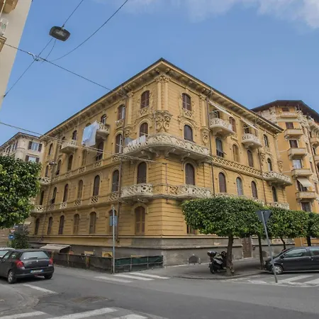 Apartment Edward House *